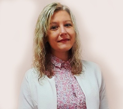 LIC. LORENA MANULAK